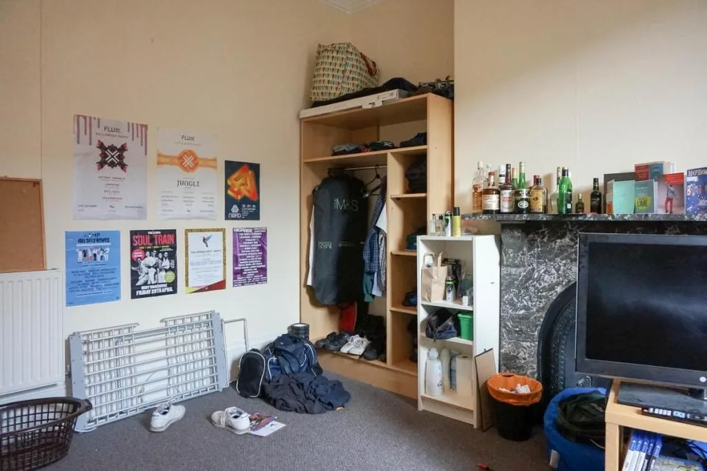 8 bedroom house for rent