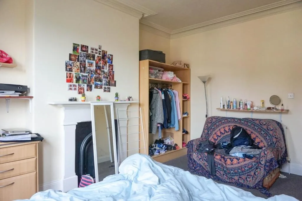 8 bedroom house for rent