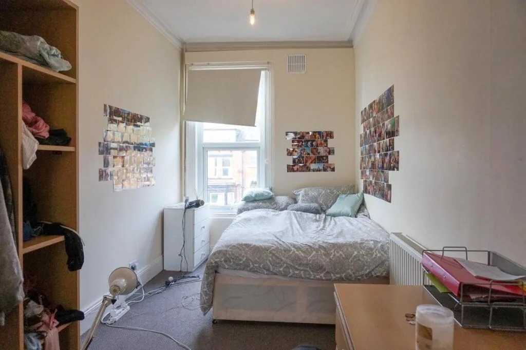 8 bedroom house for rent