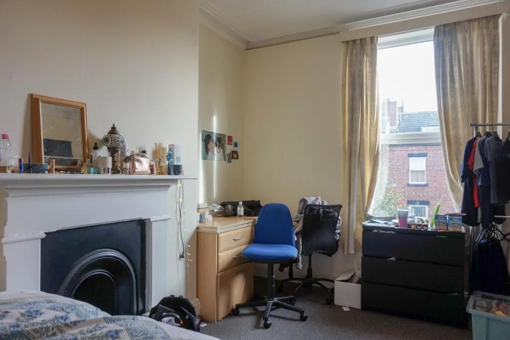 8 bedroom house for rent