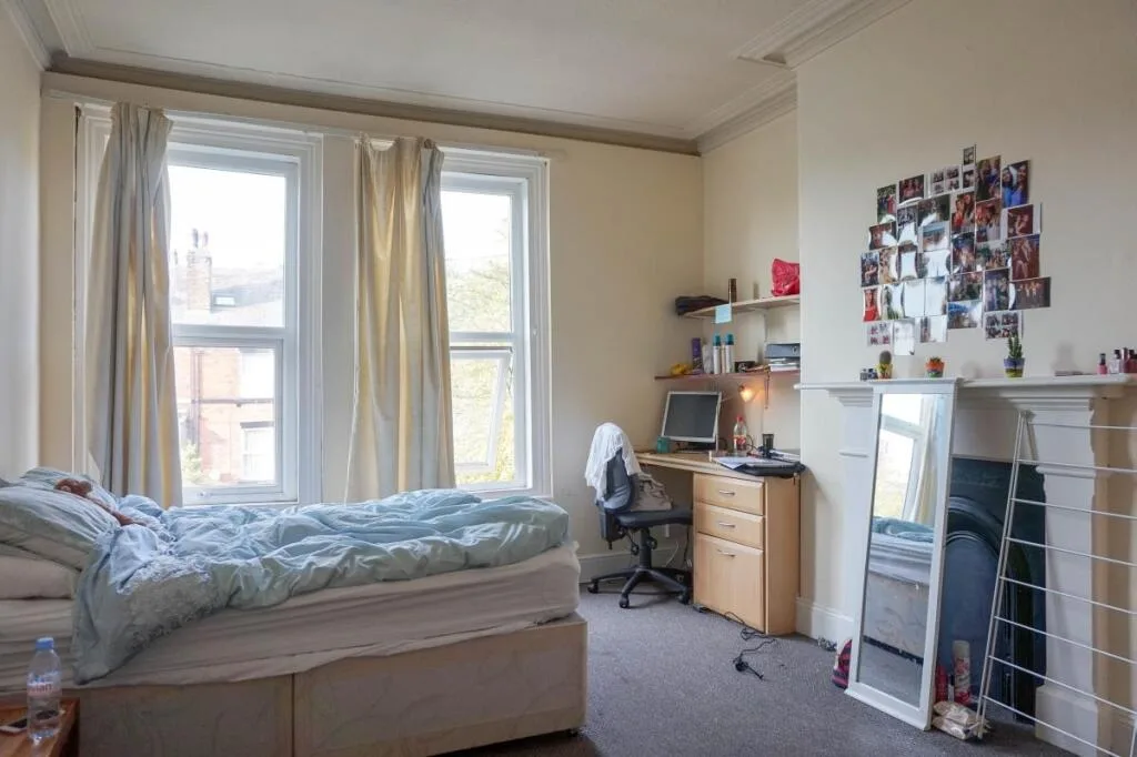 8 bedroom house for rent