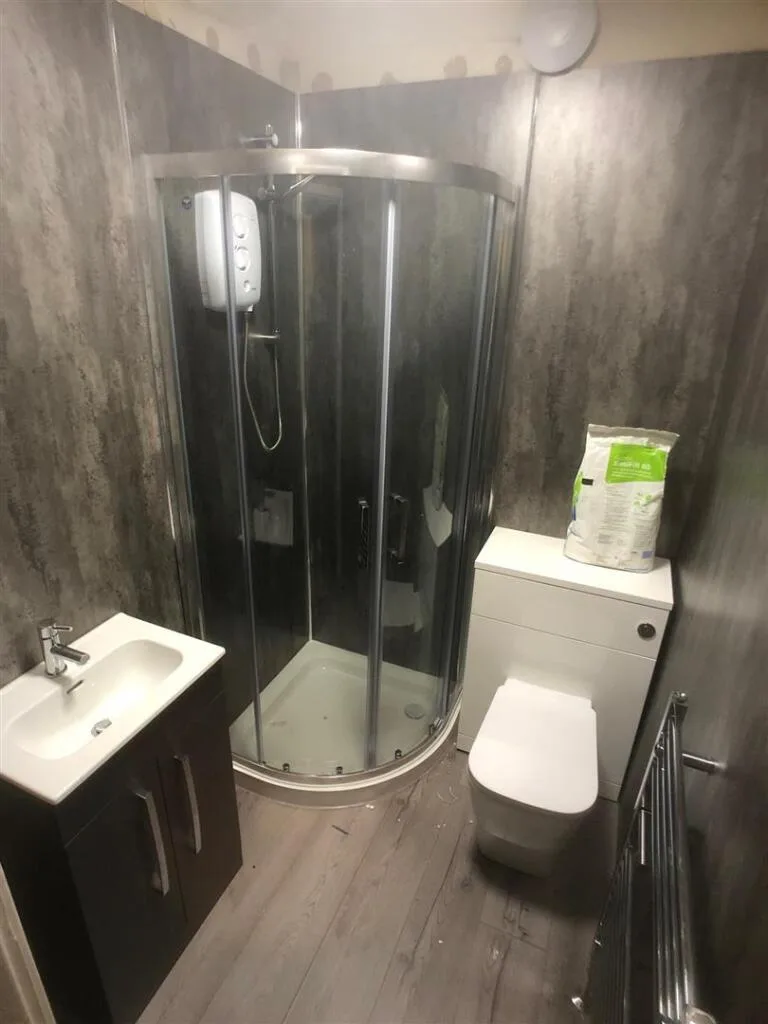 8 bedroom house for rent