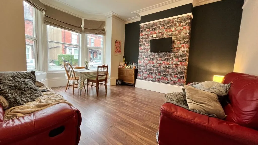 5 bedroom house for rent