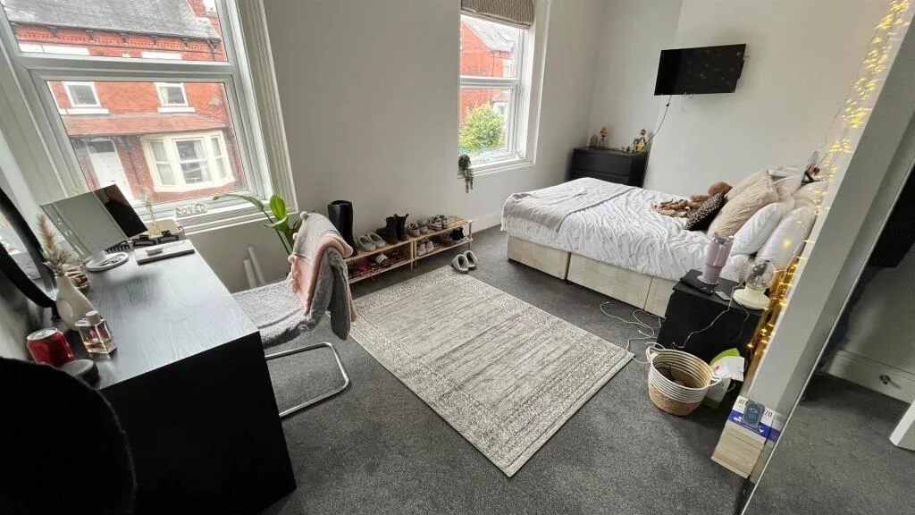 5 bedroom house for rent