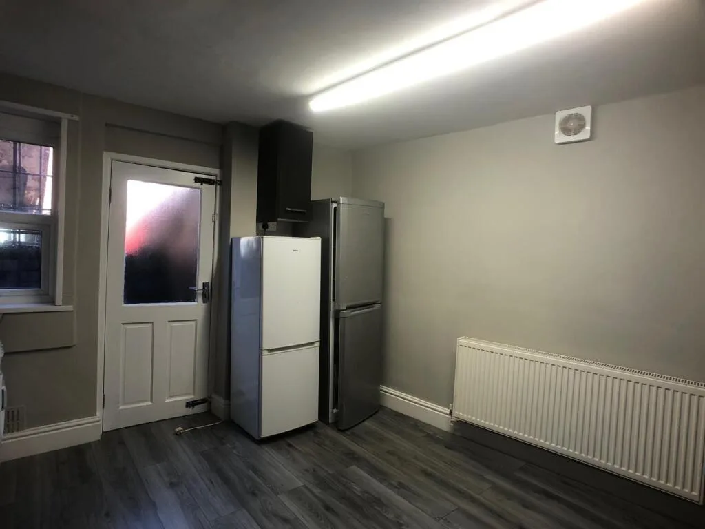5 bedroom house for rent