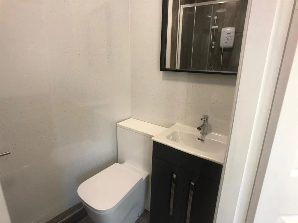 5 bedroom house for rent