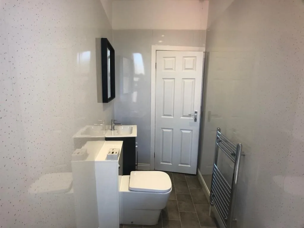 5 bedroom house for rent