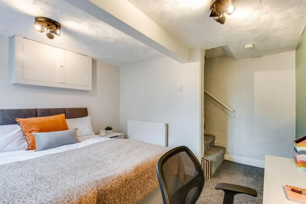 4 bedroom house for rent