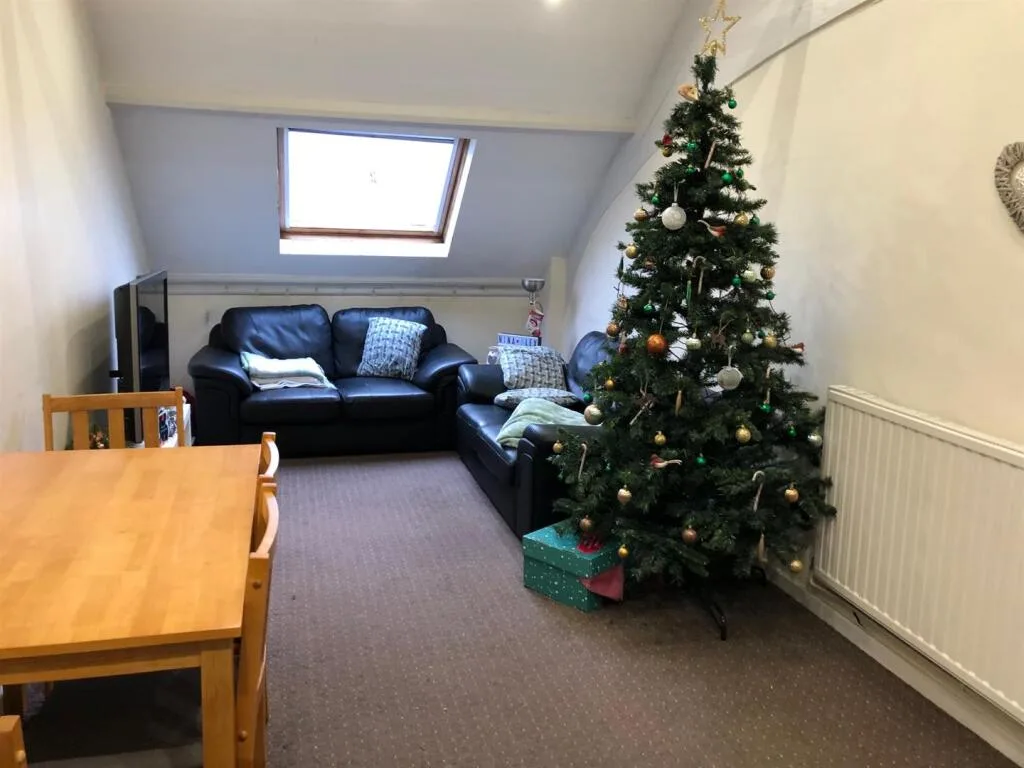 4 bedroom apartment for rent