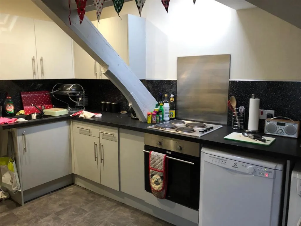 4 bedroom apartment for rent
