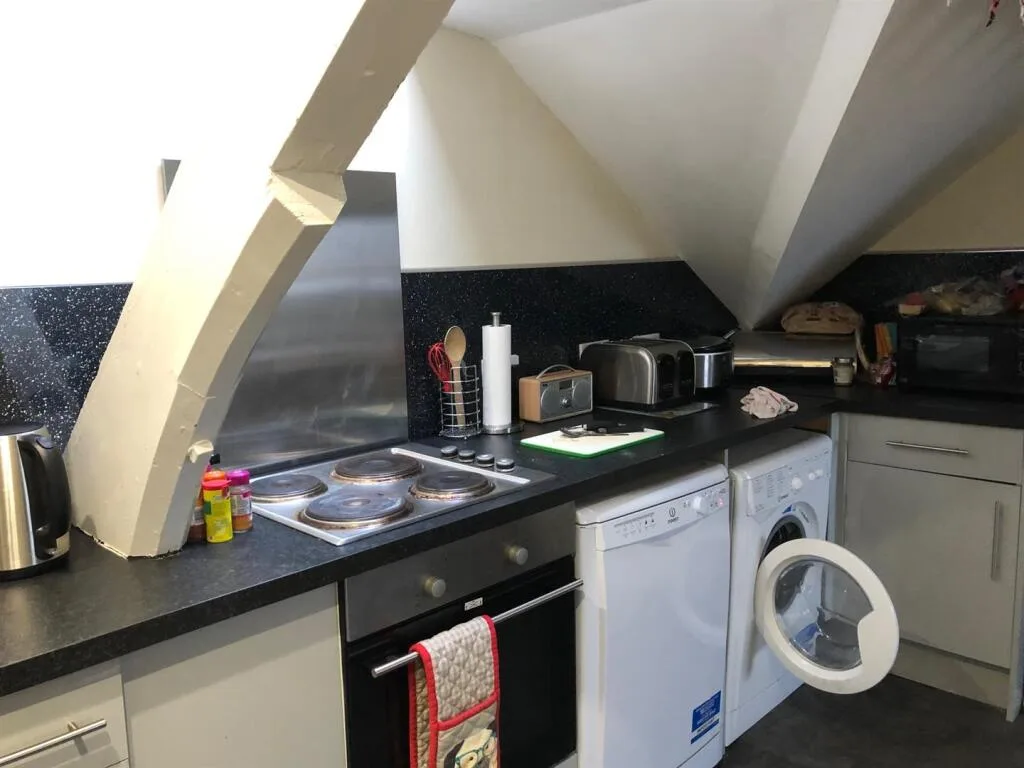 4 bedroom apartment for rent