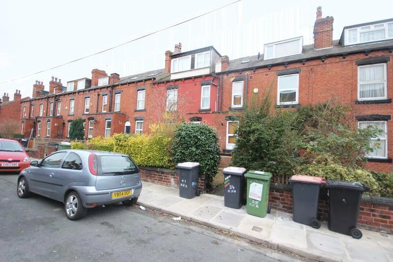 4 bedroom terraced house for rent