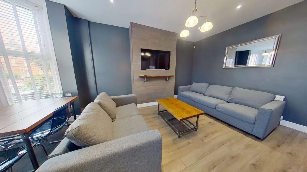 4 bedroom terraced house for rent