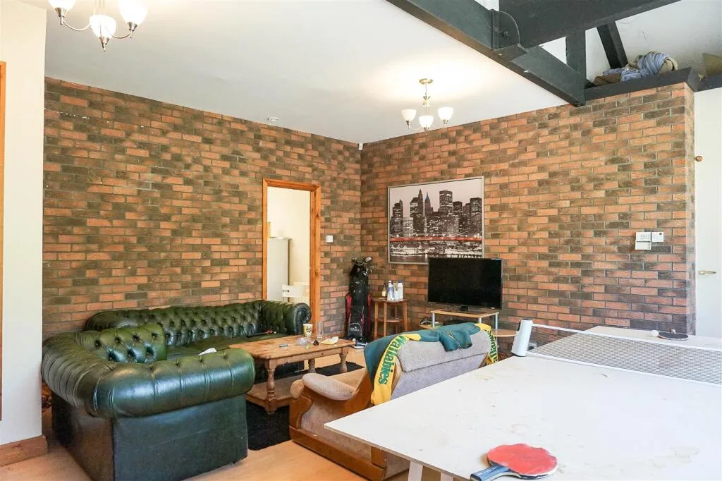 3 bedroom cottage for rent