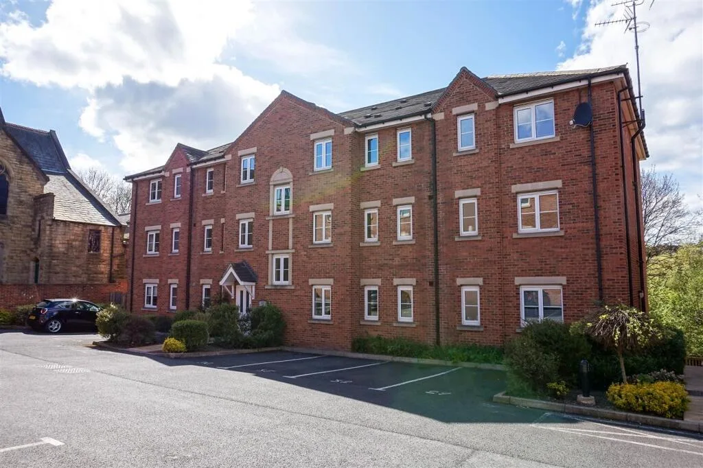 4 bedroom apartment for rent