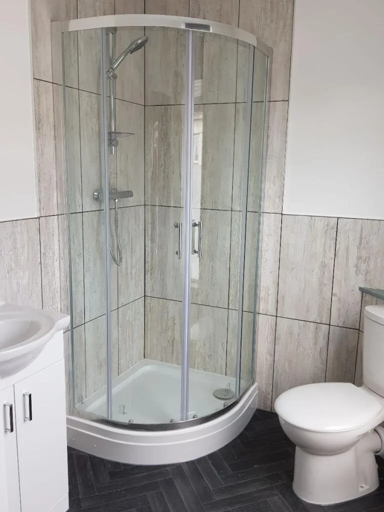 6 bedroom terraced house for rent