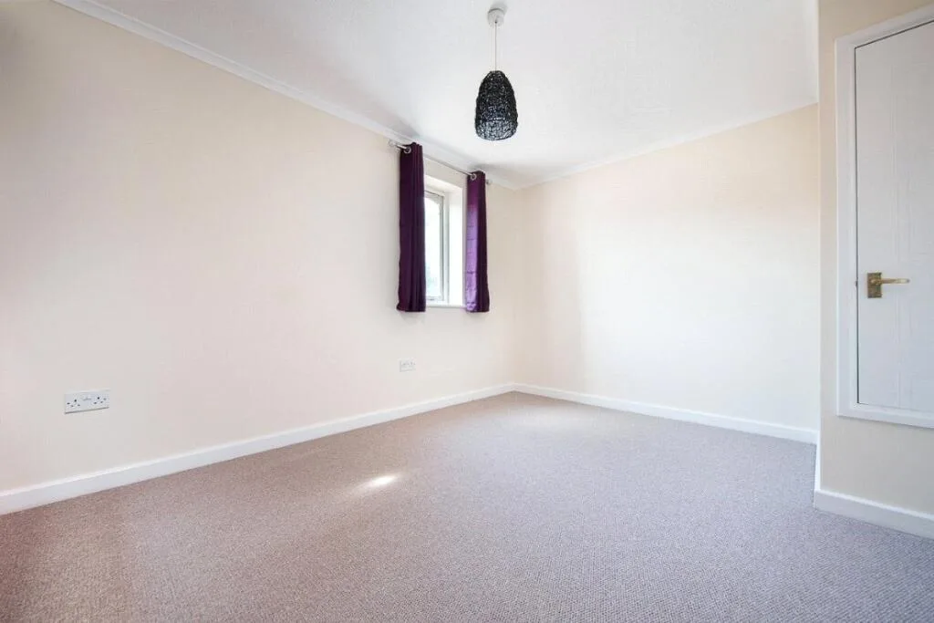 1 bedroom end of terrace house for rent