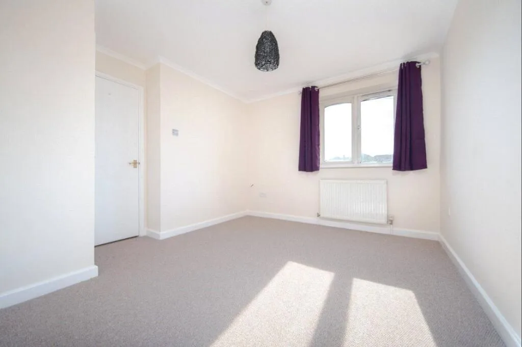 1 bedroom end of terrace house for rent