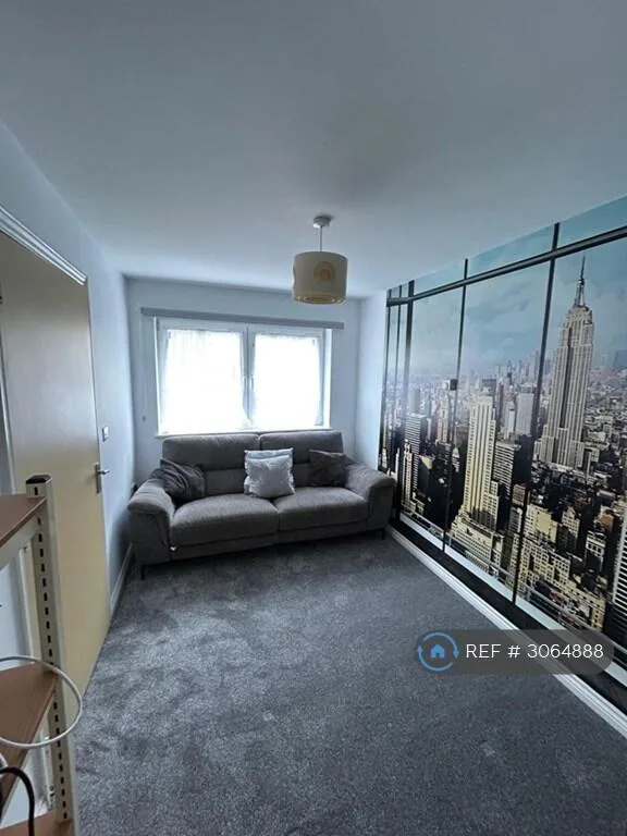 4 bedroom terraced house for rent