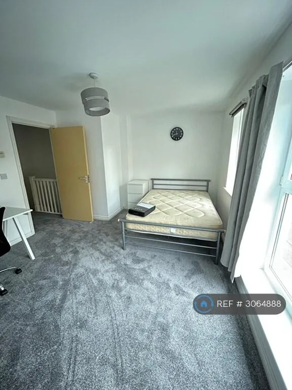 4 bedroom terraced house for rent