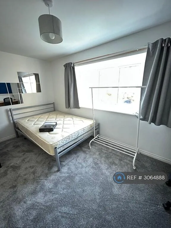 4 bedroom terraced house for rent