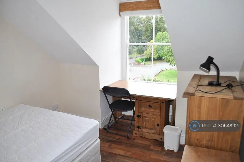 4 bedroom terraced house for rent
