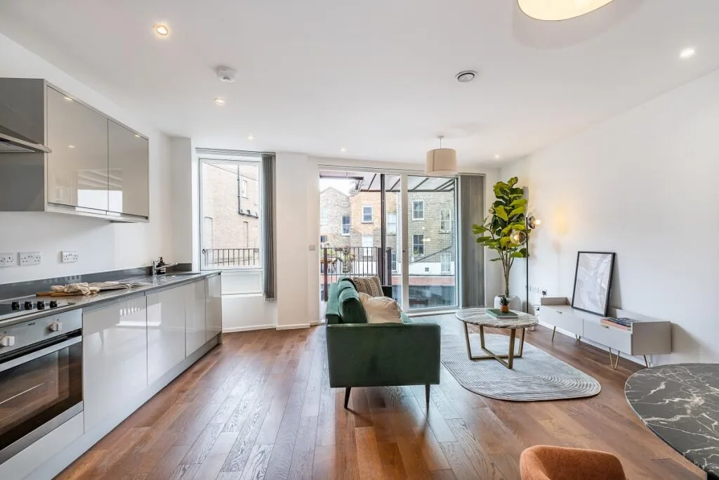 2 bedroom duplex for rent