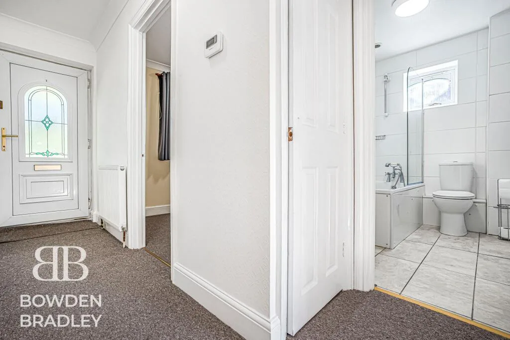 2 bedroom terraced bungalow for rent