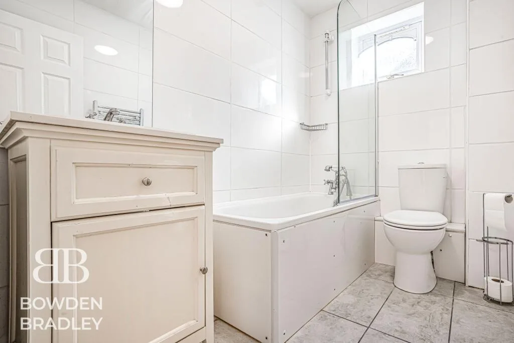 2 bedroom terraced bungalow for rent
