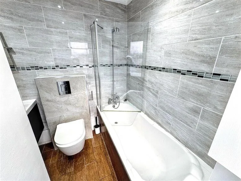 2 bedroom house for rent