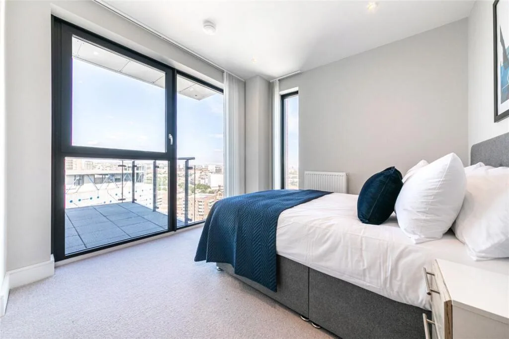 3 bedroom flat for rent