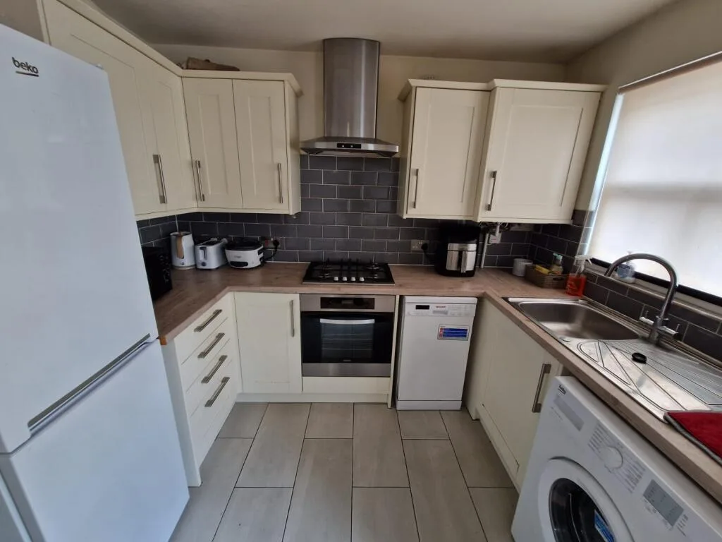 2 bedroom apartment for rent