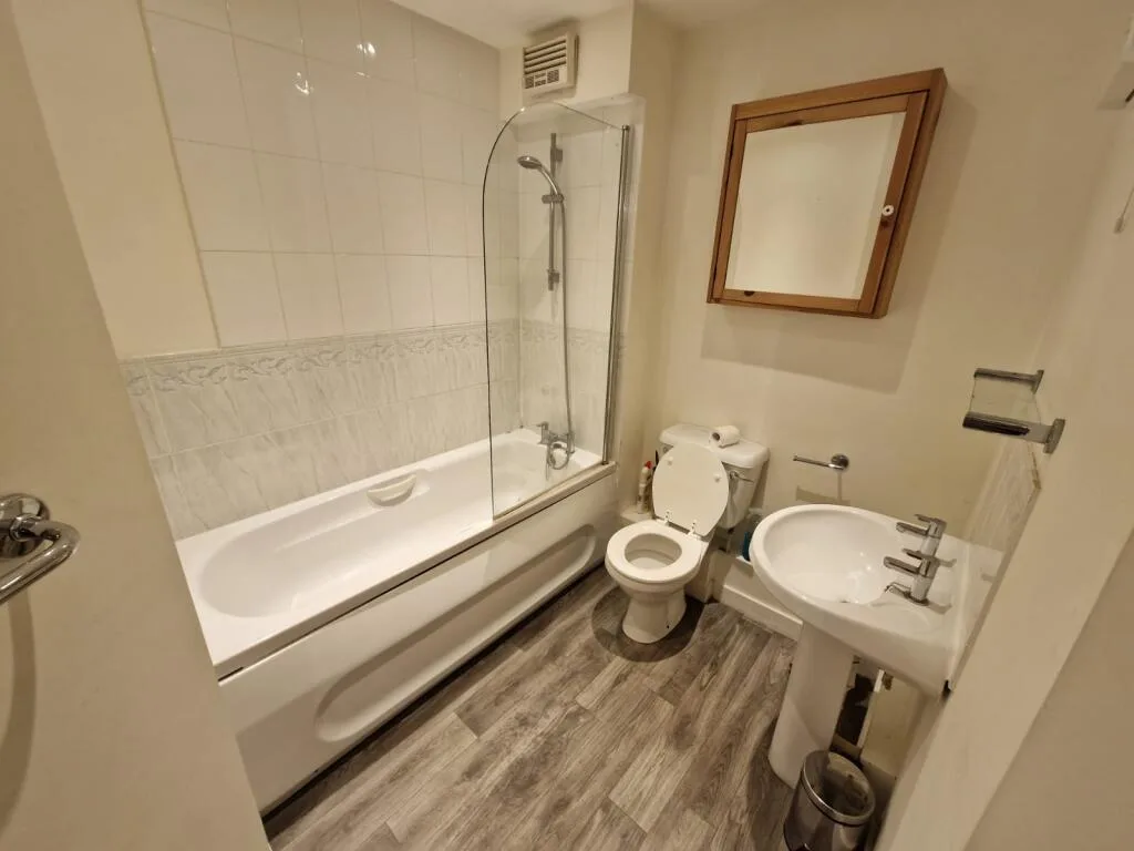 2 bedroom apartment for rent