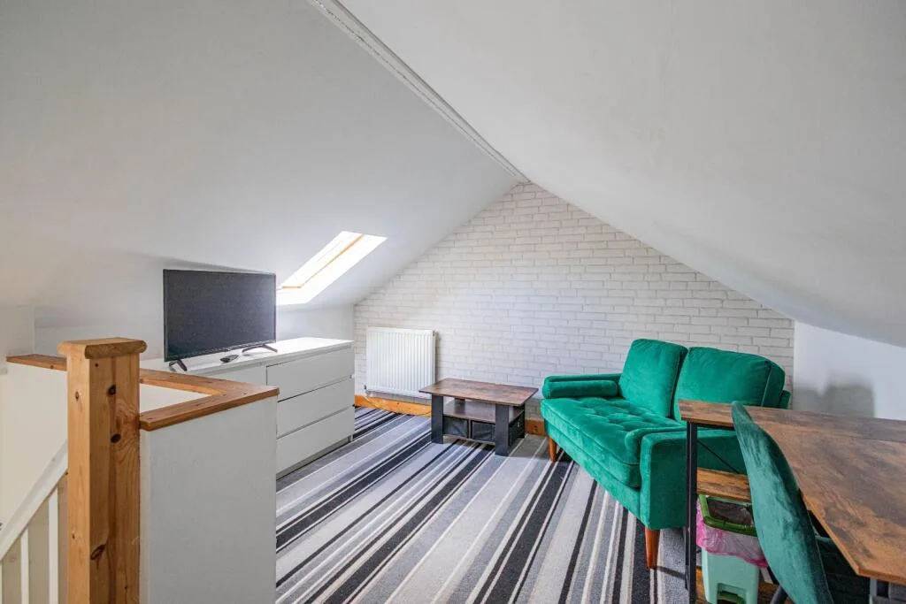 Studio flat for rent