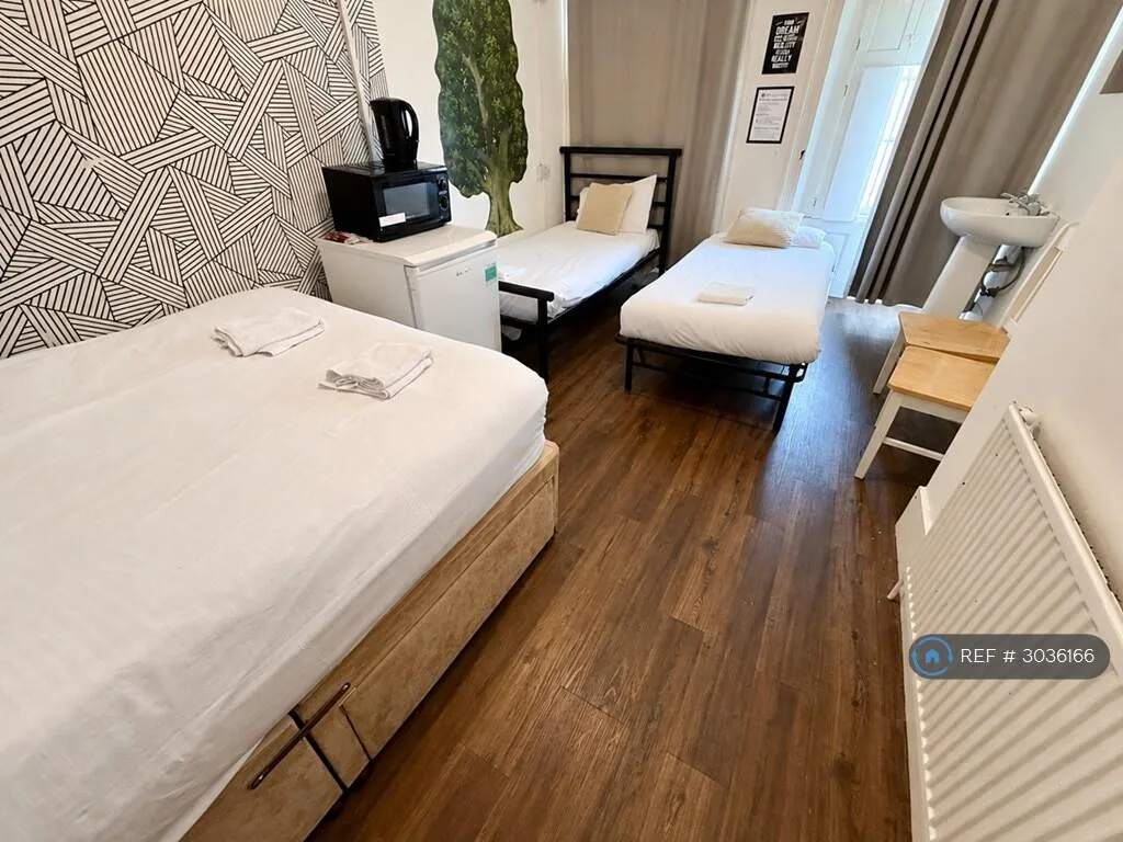 Studio flat for rent