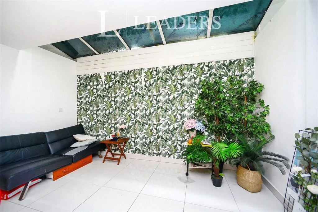 1 bedroom house for rent
