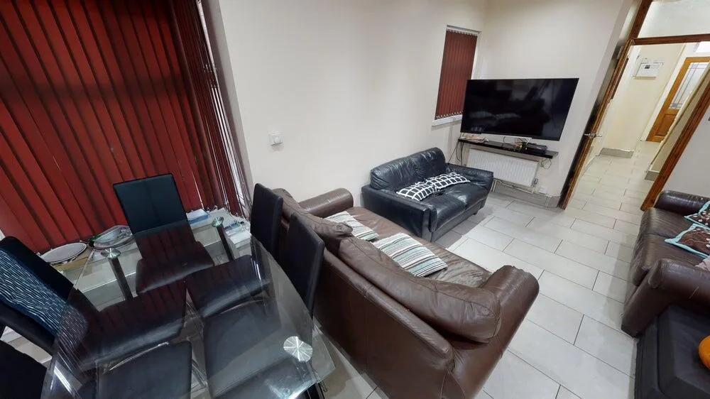 7 bedroom house for rent