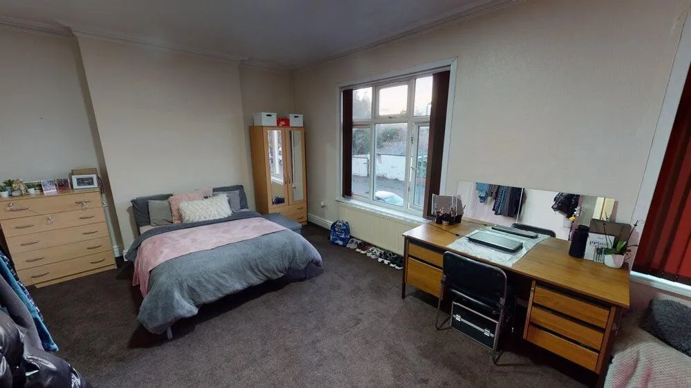 7 bedroom house for rent