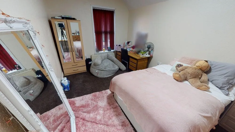 7 bedroom house for rent