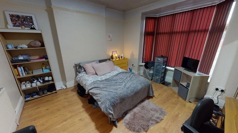 7 bedroom house for rent
