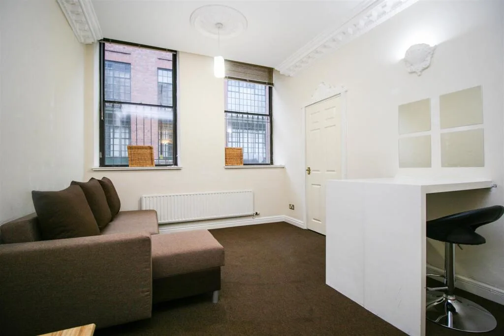 Studio flat for rent