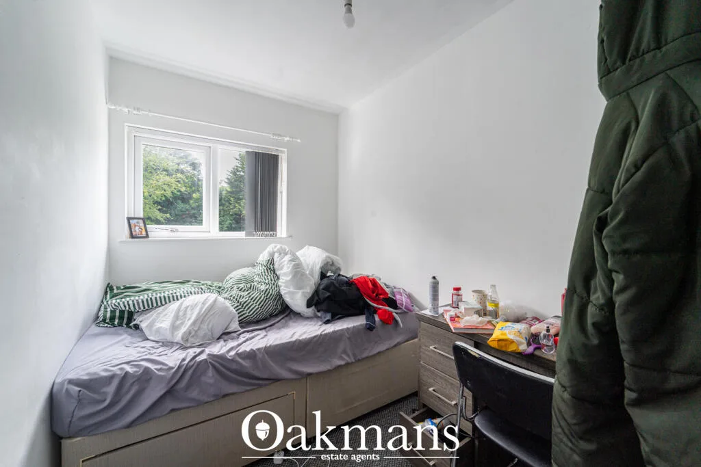 6 bedroom house for rent
