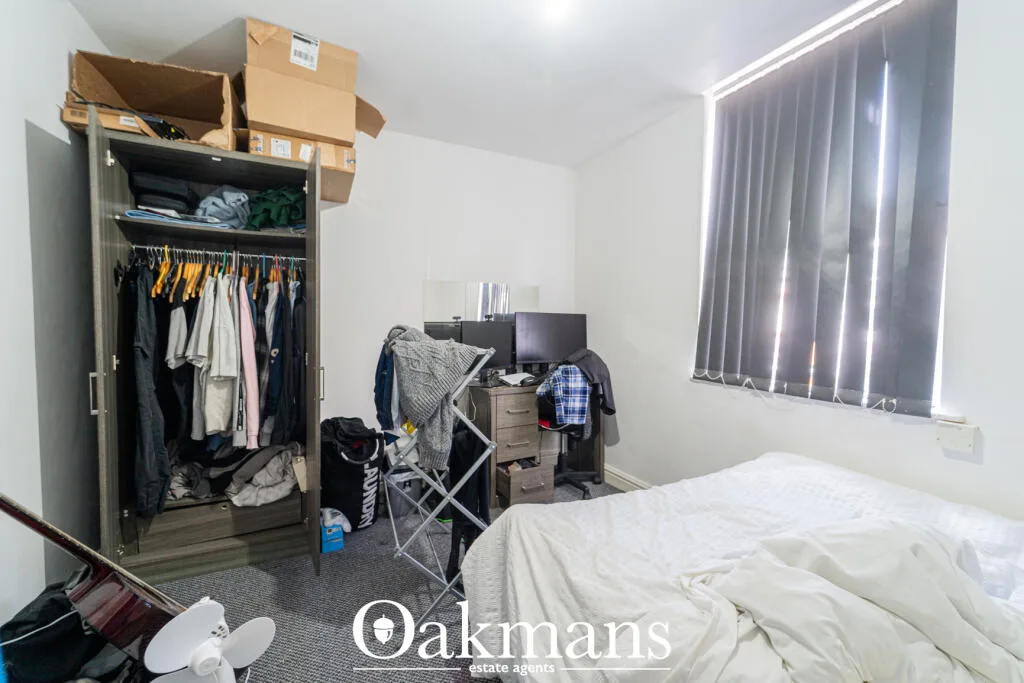 6 bedroom house for rent