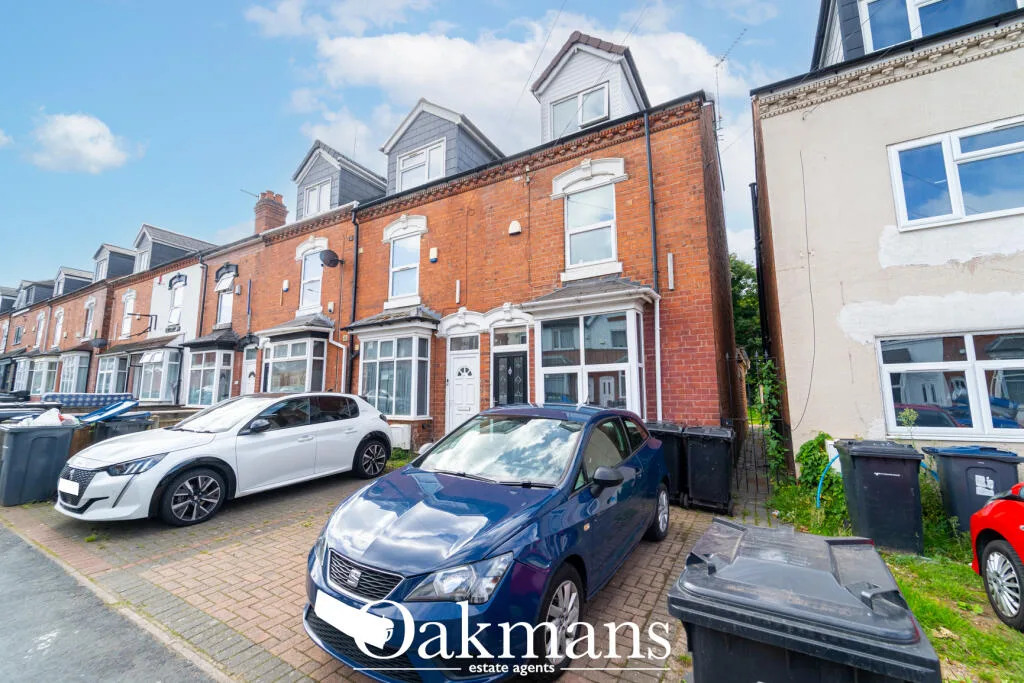 6 bedroom house for rent