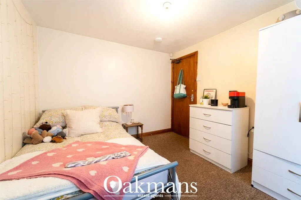 5 bedroom house for rent