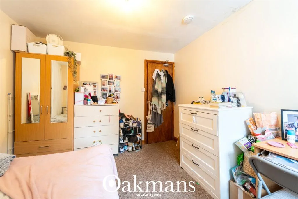 5 bedroom house for rent