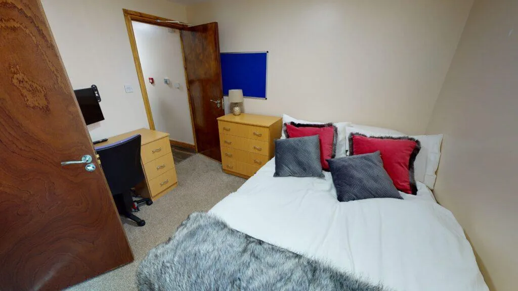 7 bedroom house for rent