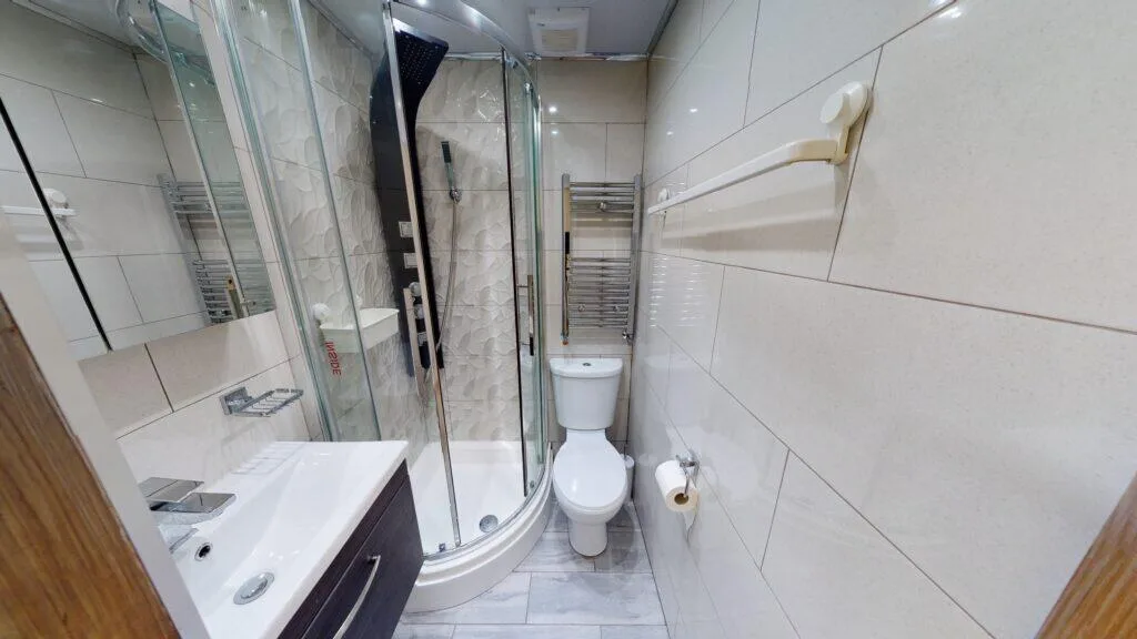 7 bedroom house for rent