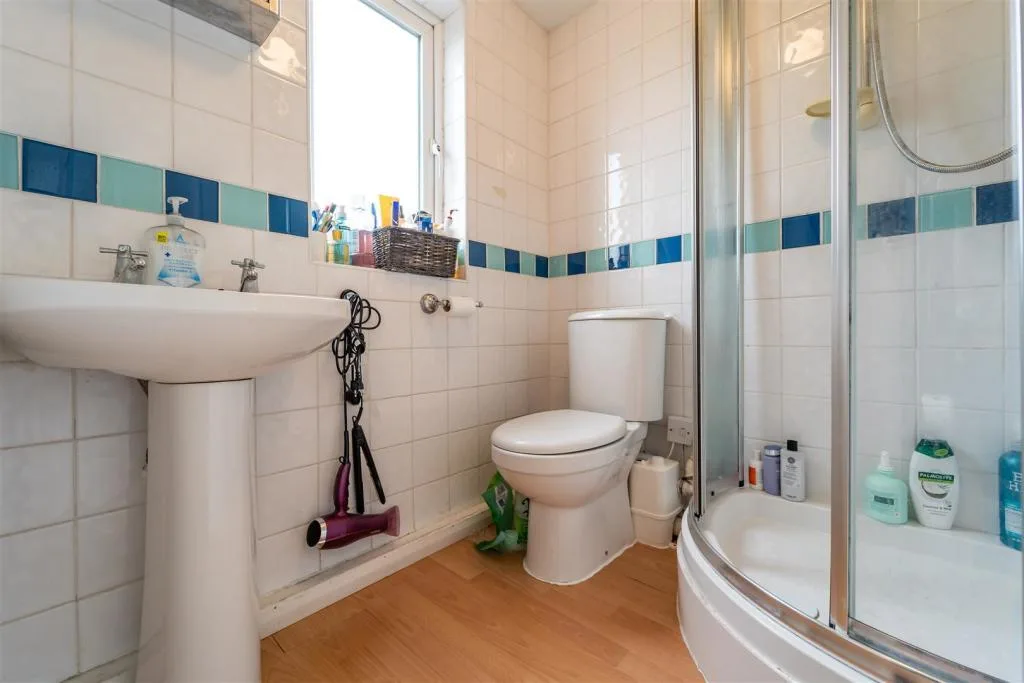 4 bedroom terraced house for rent