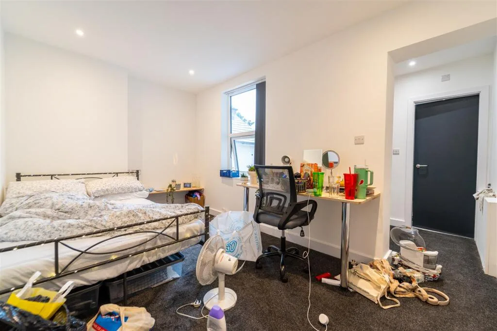 5 bedroom house for rent